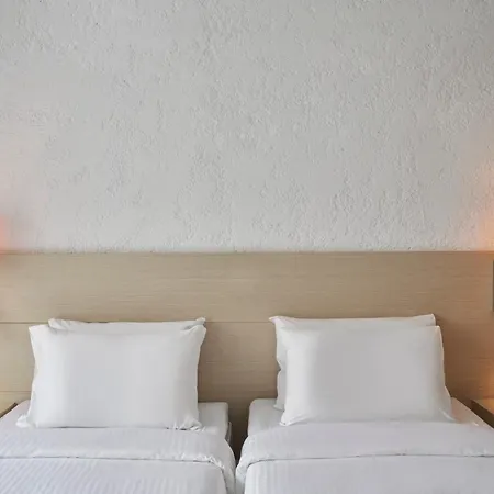 The By Esperia Appart hôtel