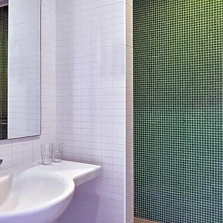 Aparthotel The By Esperia