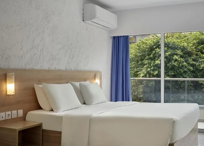 The By Esperia Lägenhetshotell 4*